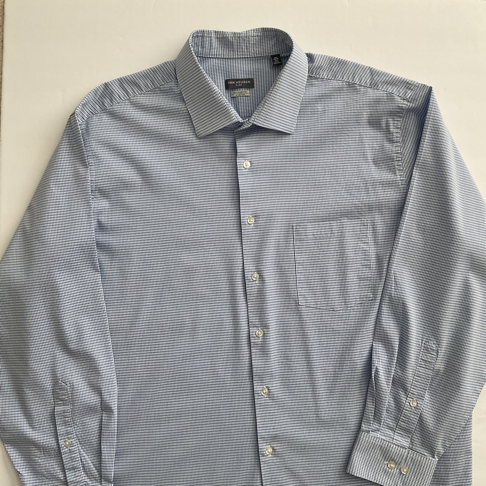 Van Heusen Men’s Dress Shirt Blue & White Size XXL